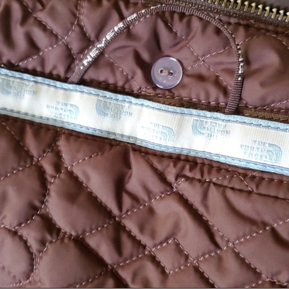 The North Face short women’s jacket - Picture 7 of 15